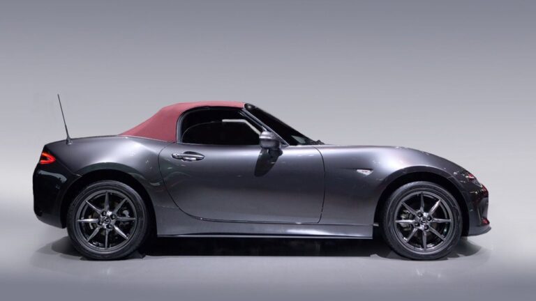 2018 mazda mx5 dark cherry soft top