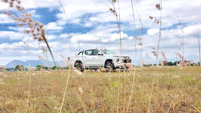 2019 mitsubishi strada launch005