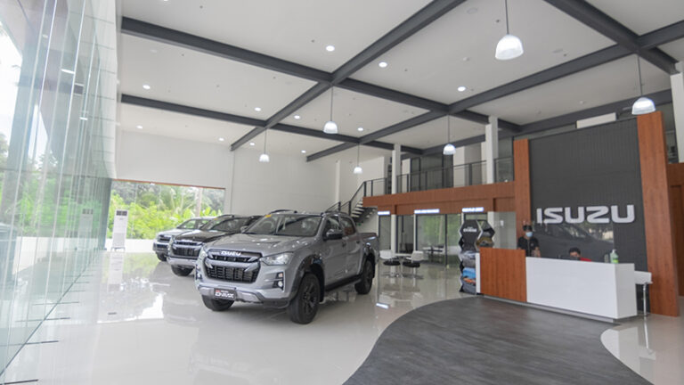 Isuzu PH Continues Strategic Dealer Expansion; Opens New Dealership in Tagum City 2021 Isuzu Tagum Showroom
