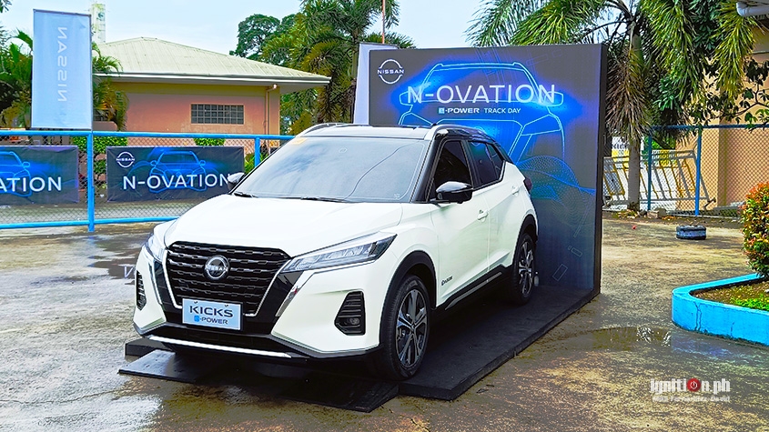 Nissan Kicks ePOWER display Mika
