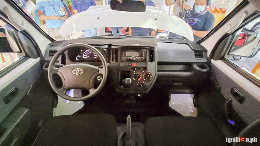 Toyota Lite Ace Launch Mika David Dashboard