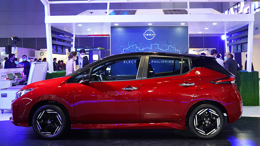 Nissan LEAF at PEVS 4